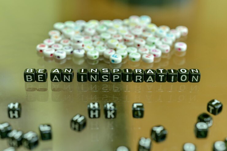 Who Are Molly's Connections in Schedule 1