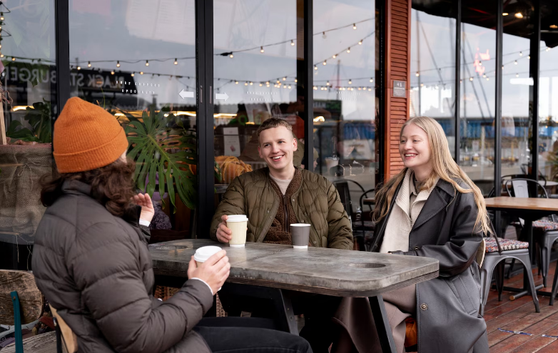 Simple Cafe Farwell Milwaukee